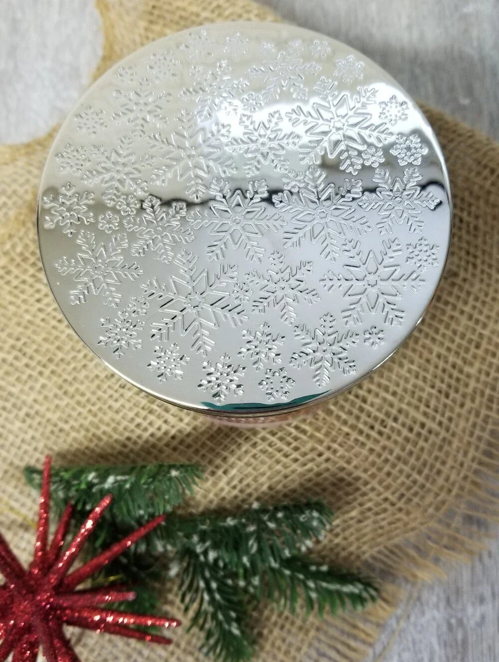 BBW Winter Candy Apple 3 Wick Candle